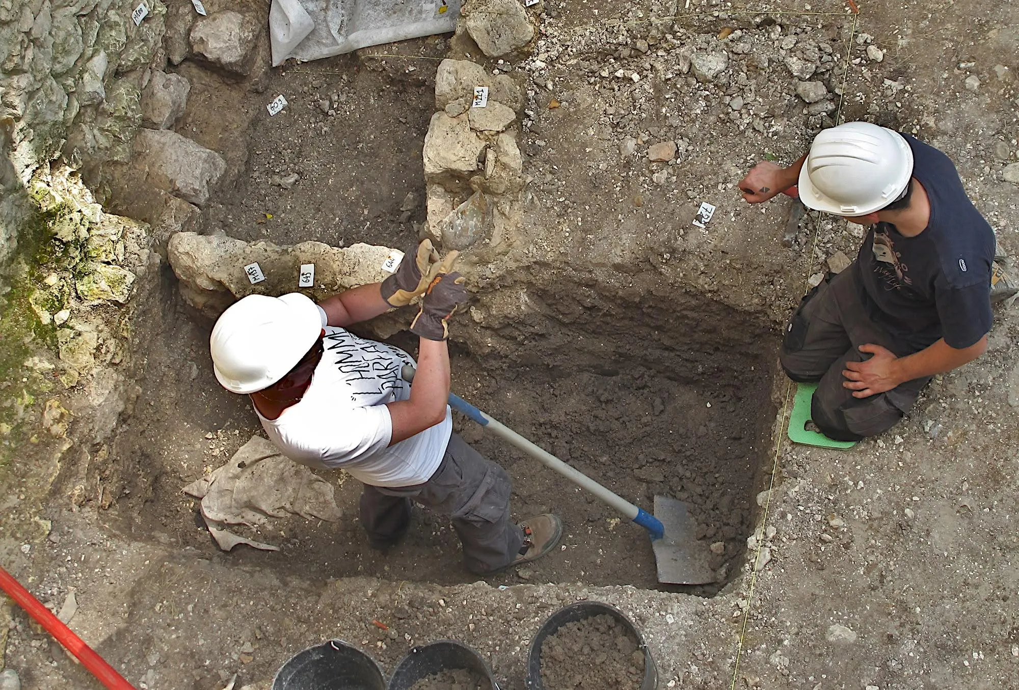 Château — Chantier Mensuel de Fouilles archéologiques au château de Mez-le-Maréchal, Dordives